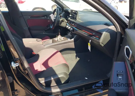 2025 Honda Civic Base W/High Performance Summer Tires/ from USA, damaged, VIN 2HGFE1E51SH472021